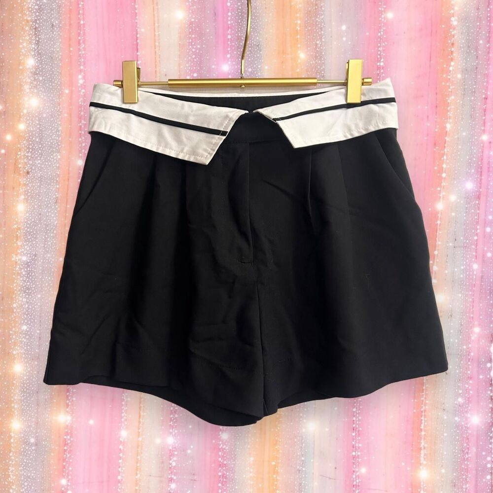 Francesca-s Women's Black Shorts